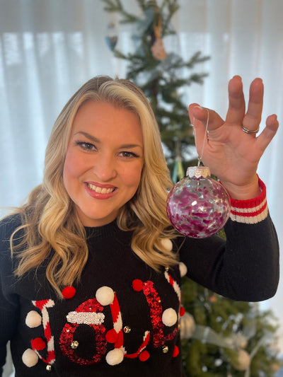 Decorate your own Christmas bauble with Sara