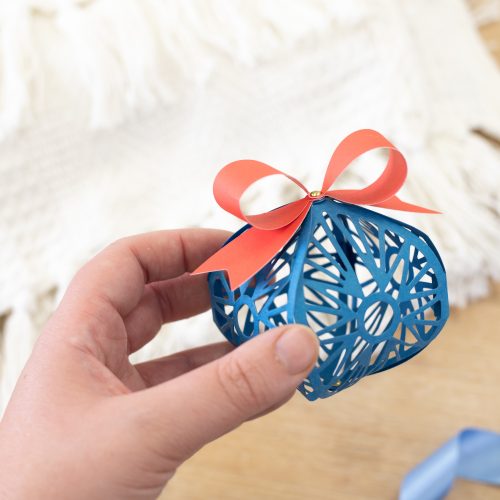 How to make papercraft Christmas Decorations and Pumpkins